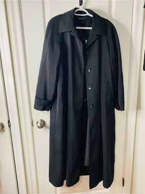 🛍️Liz Claiborne Black Textured Trench Coat Size 12